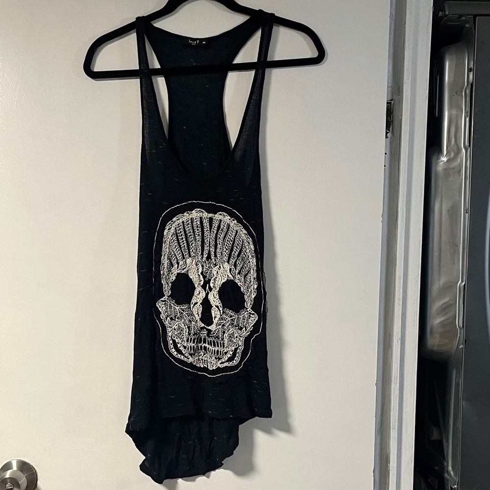 Black Skull Tank